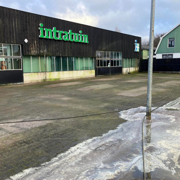 Hogedruk en stoom reinigen tuincentrum