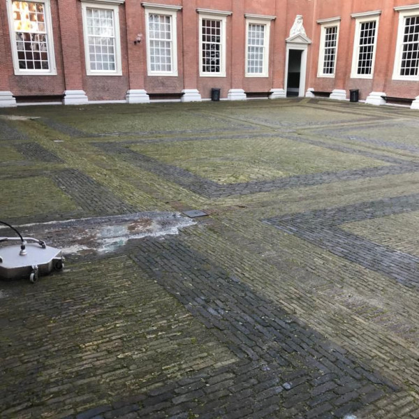 Hogedruk reinigen en stoom reinigen museum in Amsterdam